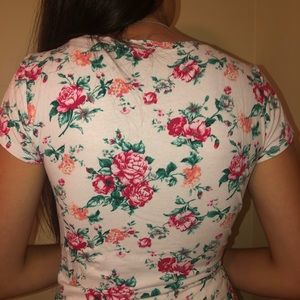H&M Tops - White floral short sleeved t-shirt H&M Tops - White floral short sleeved t-shirt